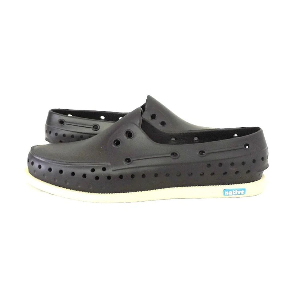 Brand New Native Shoes Howard in Jiffy Black Slip On Youth